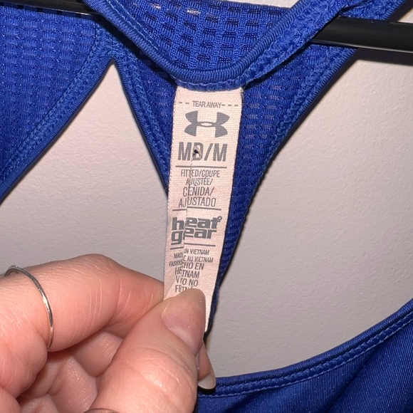 Under Armour Women's Fly-By 2.0 Tank Top Heat Gear Size M - Picture 3 of 4